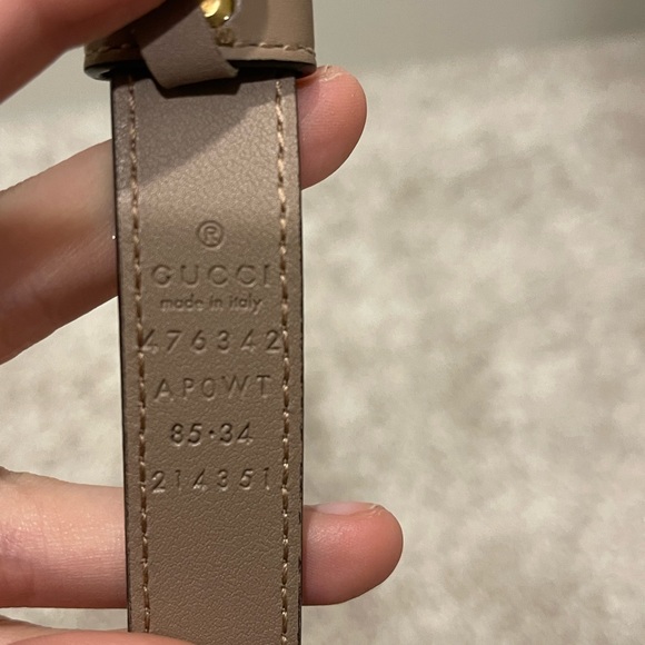 Authentic Gucci Pearl Belt- Porcelain Rose - Picture 4 of 5